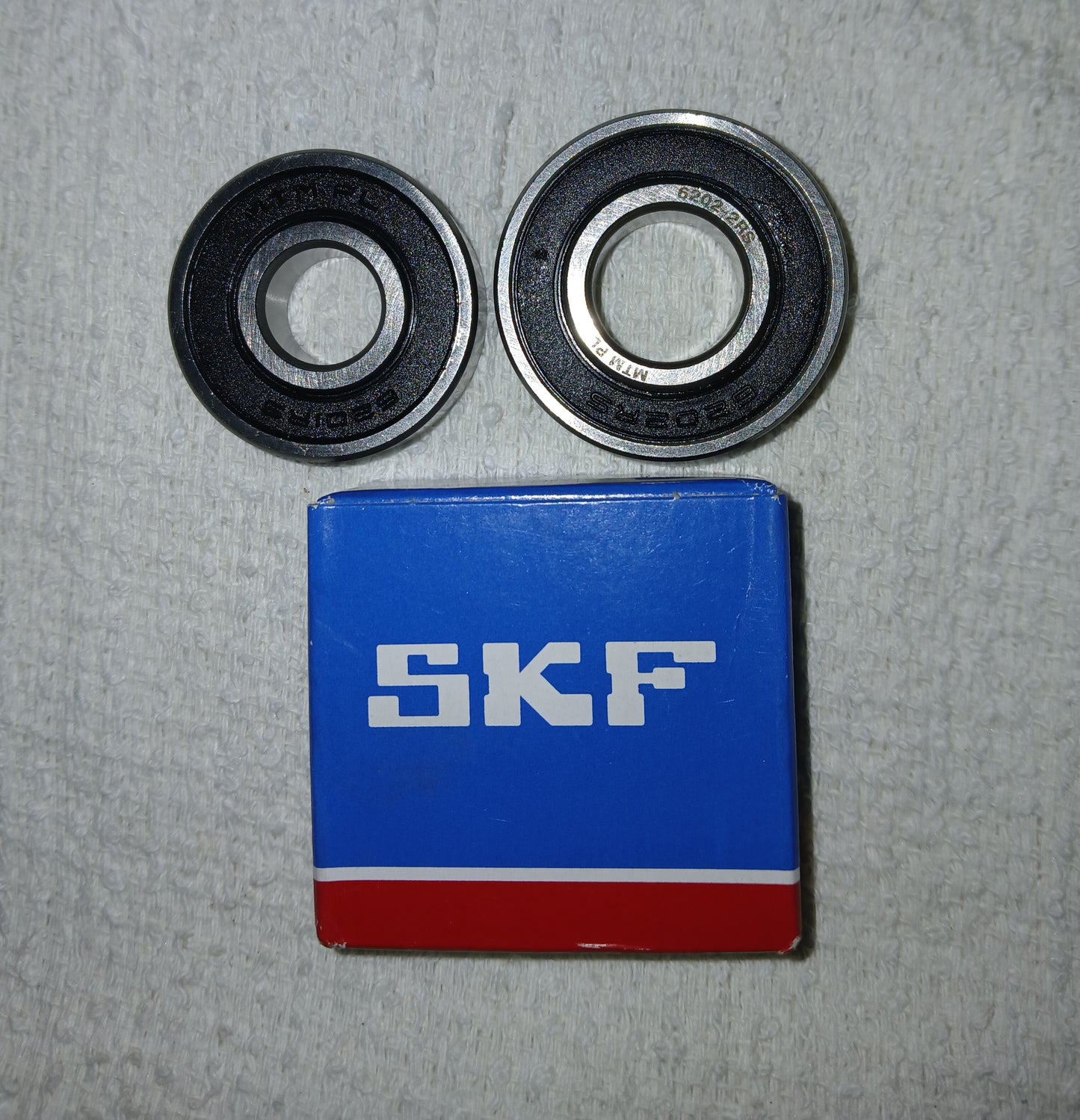 REAR AXLE BEARINGS